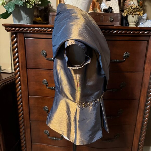 🎉😀CLEARANCE SALE!!😀🎉VICTOR COSTA NWT Vintage Beaded Satin Wrap Style Top - Picture 2 of 8